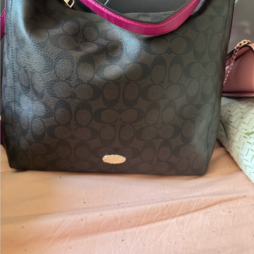 Coach Shoulder Bag In Signature Canvas - Pink and Brown.